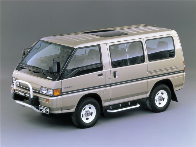 Mitsubishi Delica 4 поколение Минивэн технические характеристики